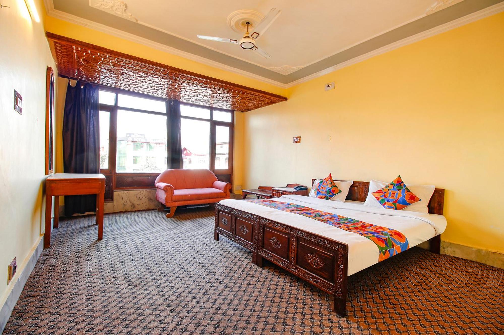 Fabhotel Kashmir Hilltown Durgjan Exterior photo