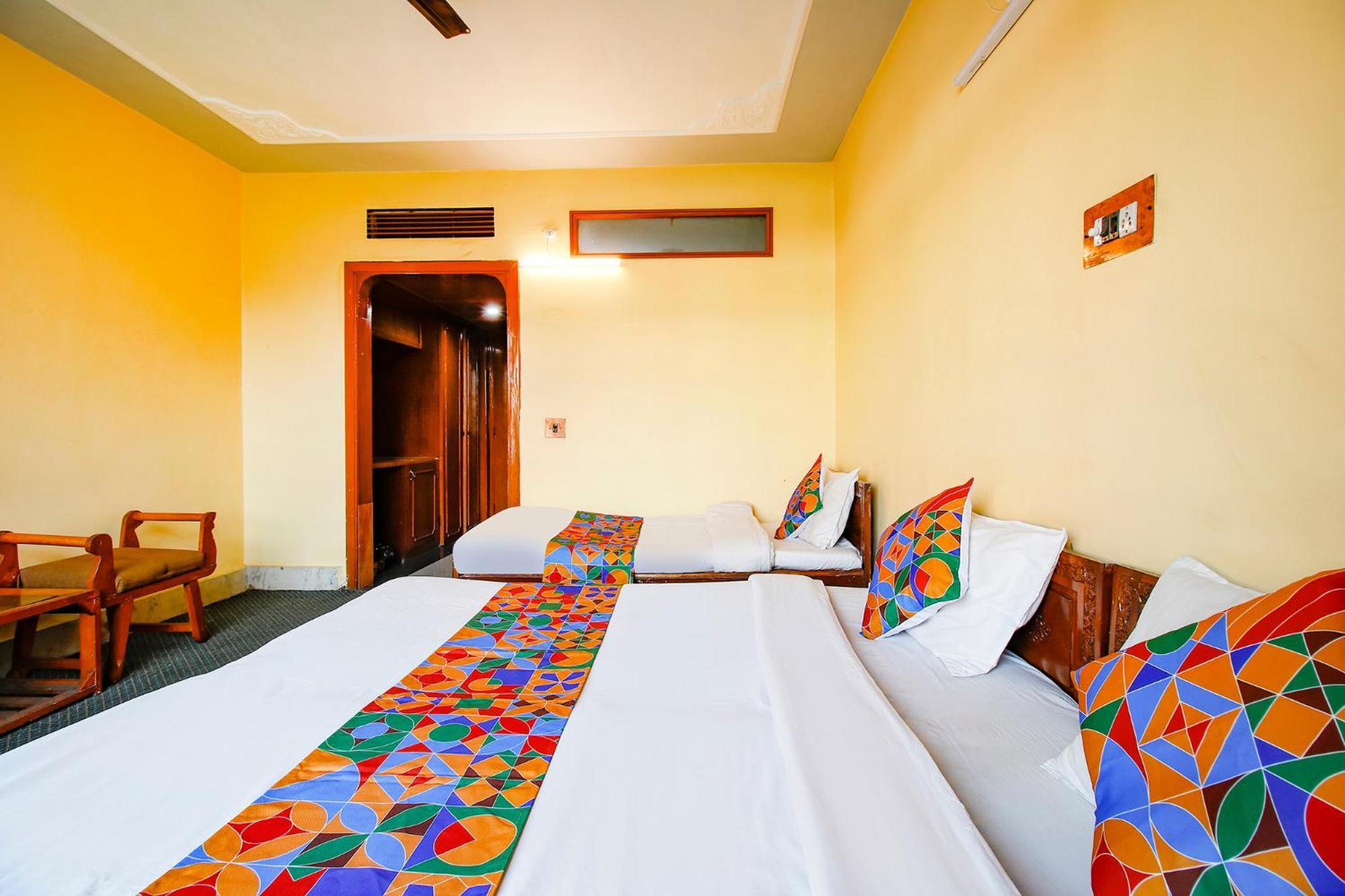 Fabhotel Kashmir Hilltown Durgjan Exterior photo