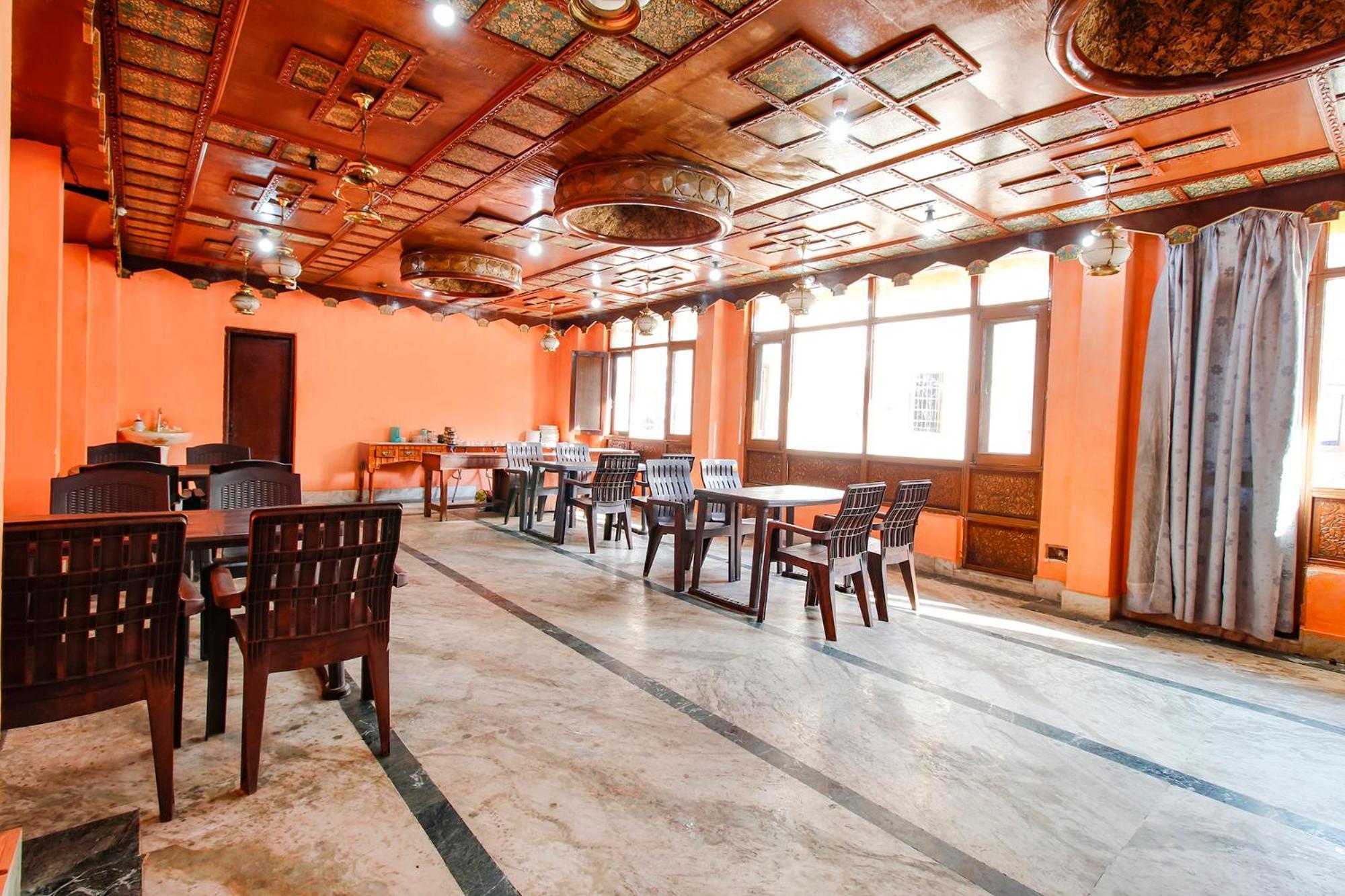Fabhotel Kashmir Hilltown Durgjan Exterior photo